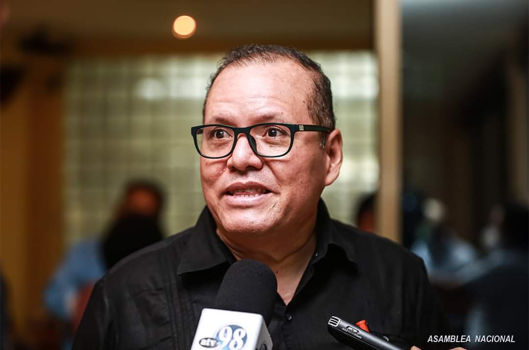 Presentación de la Política Nacional para la Acción Climática a diputados de la Asamblea Nacional

#UnidosEnVictorias 
#SoberaniaEnMiTierra