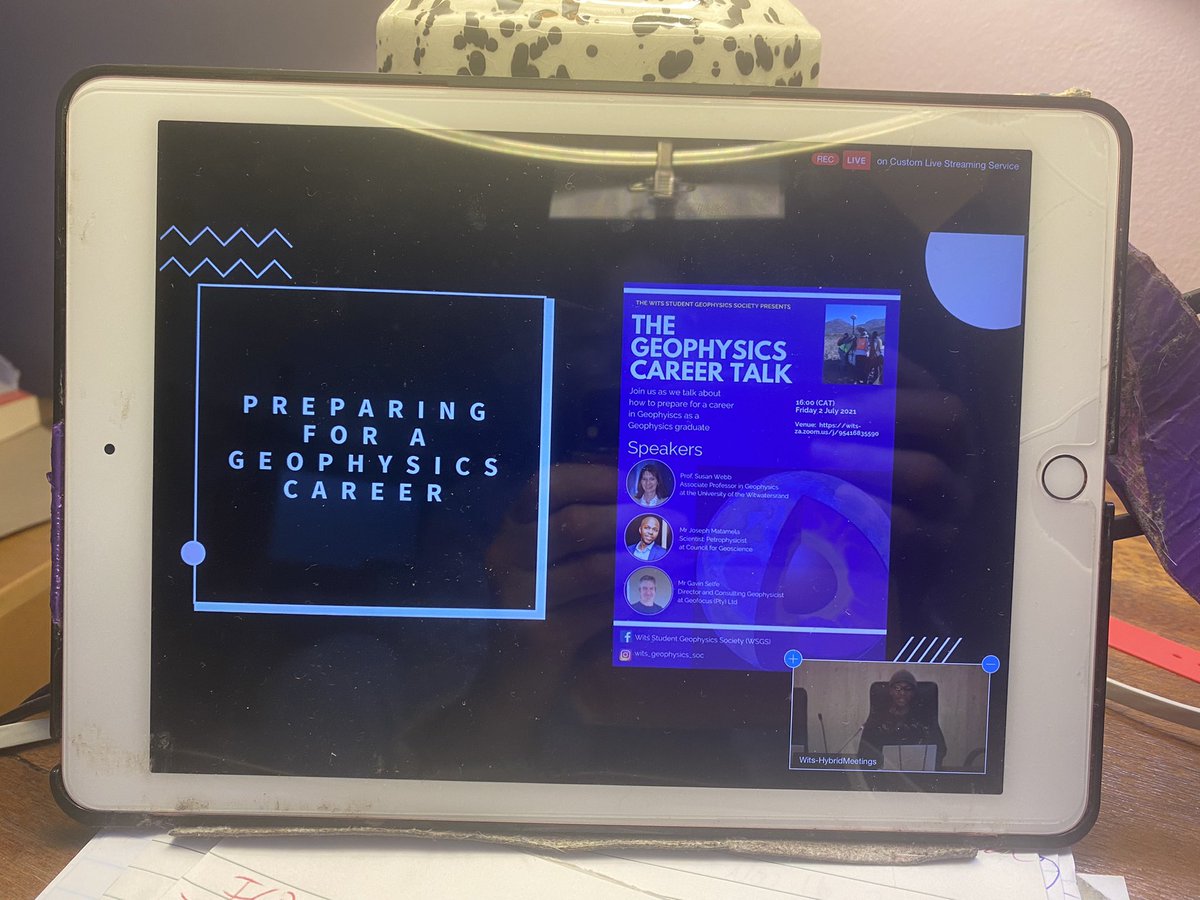 GeophysicsWebb's tweet photo. So great to have @CYRILBOAT joining the #AfricaArray meeting from Ghana. Great discussion about keeping student chapters going @SEG_NSGeo @SegGravMag @SEG_org well done #WSGS in a difficult year! https://t.co/ub4ghHj6kc