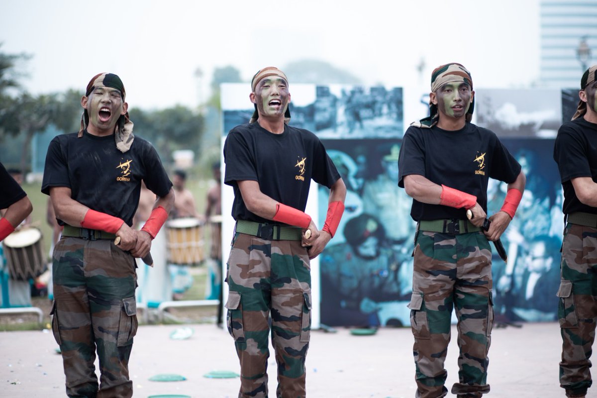 adgpi's tweet photo. “स्वर्णिम भवति भारतम्”

#ConnaughtPlace, #NewDelhi reverberates with the rhythm &amp; beats of precursor activities of #VijayParv celebrations.

#SwarnimVijayVarsh
#AmritMahotsav https://t.co/YC4Q3K8oaC