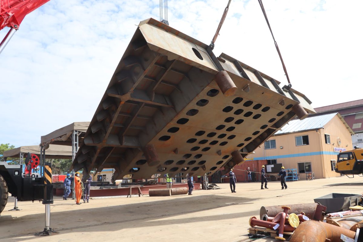 KenyaShipyards's tweet photo. Section building block being turned for welding using double lifting at Kisumu Shipyard. #WagonFerry #KSL https://t.co/QeSVNJAIRM