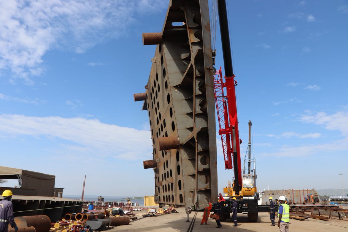 KenyaShipyards's tweet photo. Section building block being turned for welding using double lifting at Kisumu Shipyard. #WagonFerry #KSL https://t.co/QeSVNJAIRM