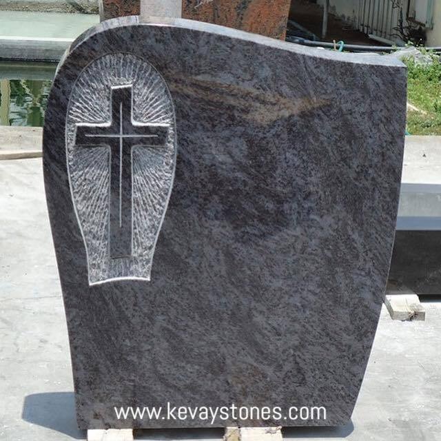 Perfect sculpture on another classical headstone monument is ready to go to Austria
#kevaystones #monuments