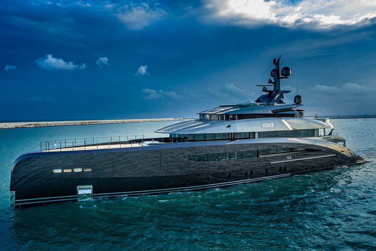 FerrettiGroup's tweet photo. Bold, eternal beauty: get ready for the challenge of the open sea aboard the intrepid CRN Voice.
-
#keepbuildingdreams #proudtobeitalian🇮🇹 #Italy #madeinitaly #ferrettigroup
https://t.co/HWfYlvLZAI https://t.co/dyKaicRUrr