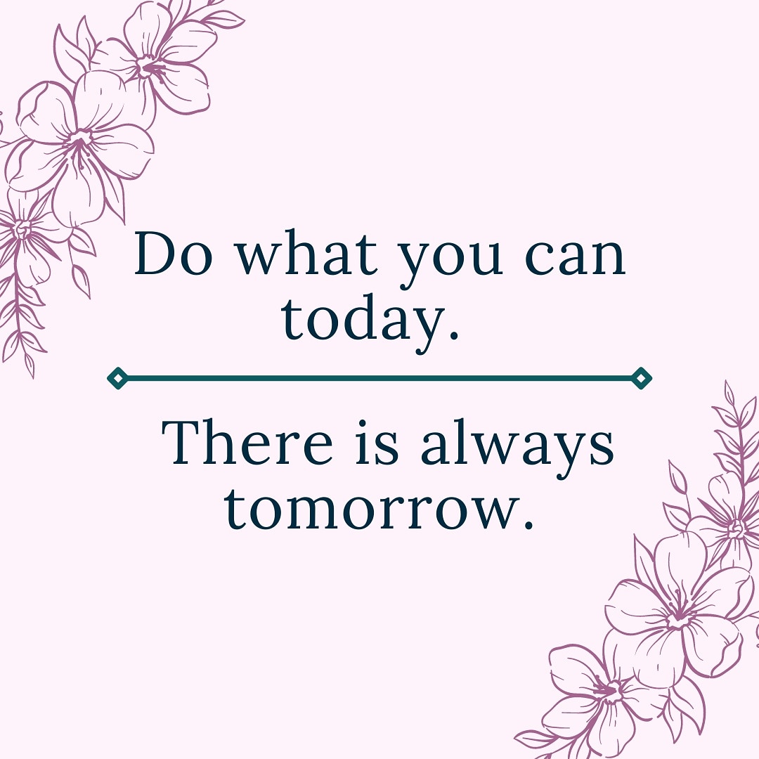 EdMNStudents's tweet image. 🍎 Tip Thursday 🍎

Remember that our to-do lists are usually never ending and continually added to, so don’t try to finish it everyday, just get done what is absolutely necessary and leave the rest for tomorrow.