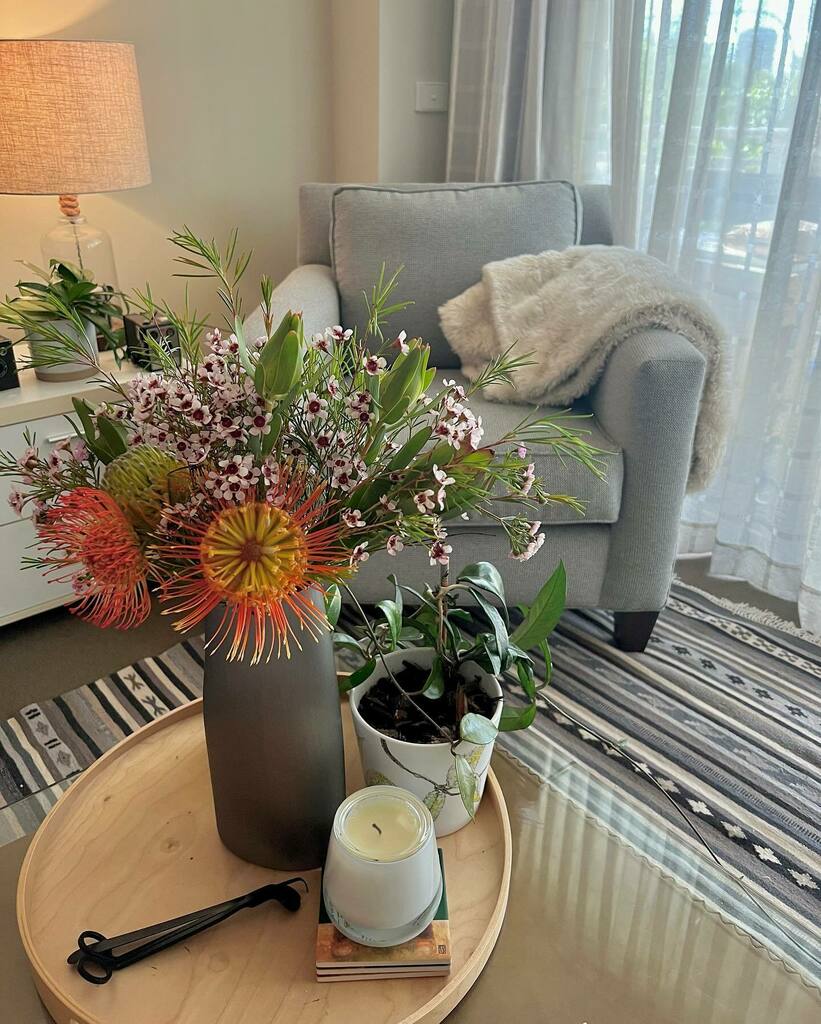 Fran Tapia (@_fran_t) on Twitter photo Flowers from @ziggysfresh just brighten up this space.  Also, how fantastic is it that this family-run Canberra business has won the Fresh Awards 2021 Greengrocer of the year!  And it’s not the first time!
Congratulations!
#sofranksocial #weloveziggys … instagr.am/p/CW-mC_upQkY/ Flowers from @ziggysfresh just brighten up this space.  Also, how fantastic is it that this family-run Canberra business has won the Fresh Awards 2021 Greengrocer of the year!  And it’s not the first time!
Congratulations!
#sofranksocial #weloveziggys … instagr.am/p/CW-mC_upQkY/