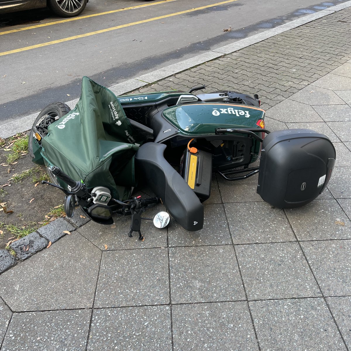 Ich bin mir nicht sicher, wieviele Mobilitäts-Innovationen ich als Berliner Fußgänger noch ertragen kann.