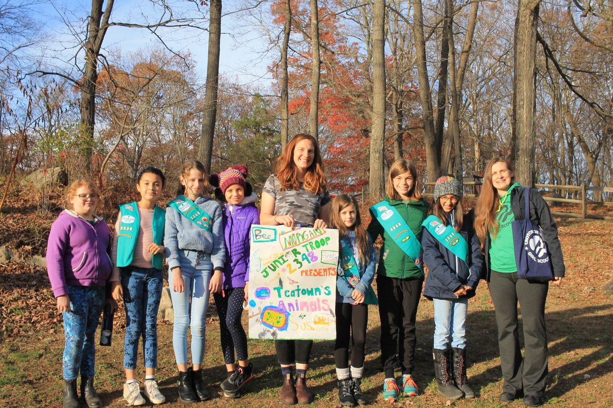 Girl Scout Troop 2348 visited Teatown’s Animal Ambassadors recently to gather information for a presentation which they then used to teach their community about the diversity of our local wildlife. They also hosted a bake sale and raised $200 for Teatown. Thank you!
#community