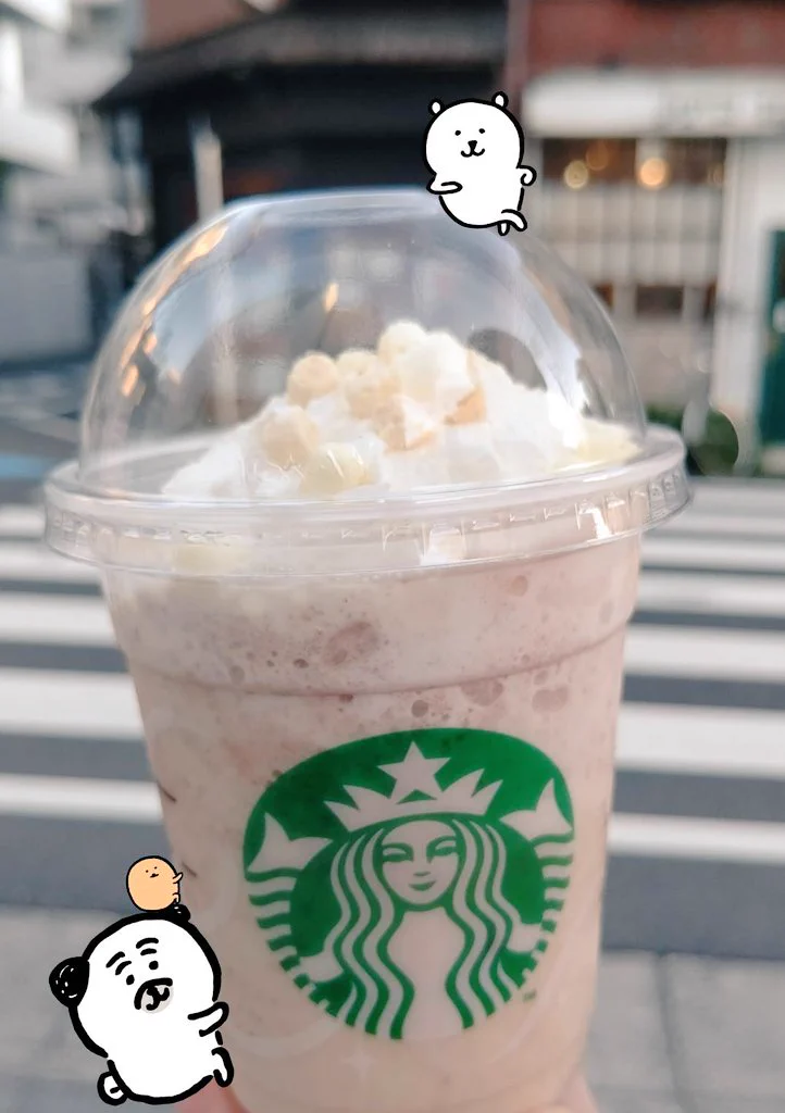 @ngntrtr フラペチーノレポ漫画待ってました🕺
モバイルオーダーのキャンペーンを見た時ナガノさんが好きそうなべアリスタだなと思っていました🎄
不思議な優しいクッキー🍪
クリスマスくま可愛いです！ 