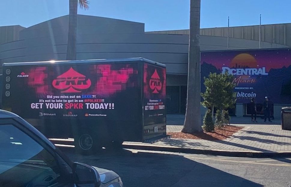 polker_PKR's tweet photo. ♣️♥️♠️♦️#POLKERCREW♦️♠️♥️♣️

Have you seen our #polker truck at #DCentralCon 👀 

Next will be #polkertrain 🚂 and then our very own rocket to the moon 🚀🔥

Do you wanna fly with us to the #moon?🌙 https://t.co/kjIUkmDyeP