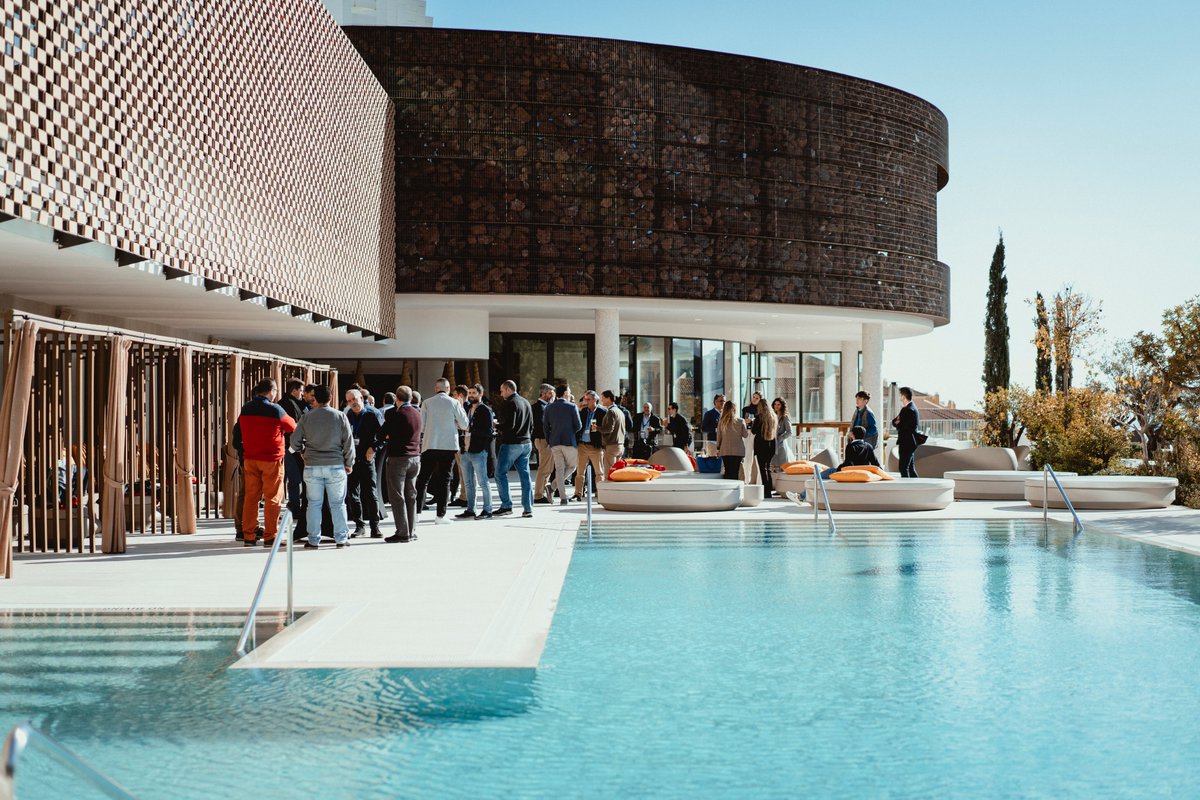 MicroCAD_ES's tweet image. Fantástico ambiente y asistencia en el evento anual sobre ciberseguridad que celebramos el pasado día 26 de noviembre. Muchas gracias a clientes, fabricantes y mayoristas por el apoyo recibido. Es un placer contar siempre con vosotros. ¡Nos vemos muy pronto!