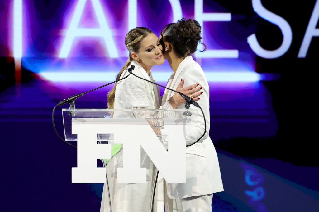 We are thrilled to have received the ‘Emerging Talent of the Year’ Award at <a href="/FootwearNews/">Footwear News</a>’ 35th Annual Achievement Awards last night in New York. Thank you to the ever-elegant <a href="/oliviapalermo/">Olivia Palermo</a> who presented our award and to the FN team for the honour 💎✨ #MyAdesa