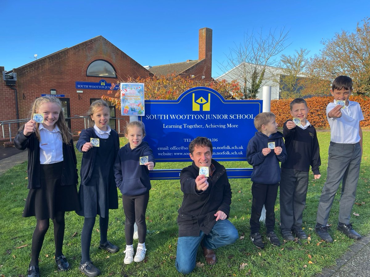 We’ve been to South Wootton Junior with our #BeSafeBeSeen stickers.  Si has delivered over 4,000 so far thanks to <a href="/LRUK/">Learning Resources UK</a> &amp; <a href="/eastcoastsignz/">east coast signs</a>