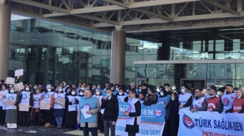 lousalomeuf's tweet photo. Ayrışmak işimize yaramıyor. Artık bize iyileştirici, birleştirici sağlık politikaları şart. Tüm STKlar Ankarada ortak eylem kararı almalıdır.
@KESK1995
@Kamu_Sen
@MemurSenKonf
#SağlıkçıİşBırakıyor https://t.co/bQshYFFqth