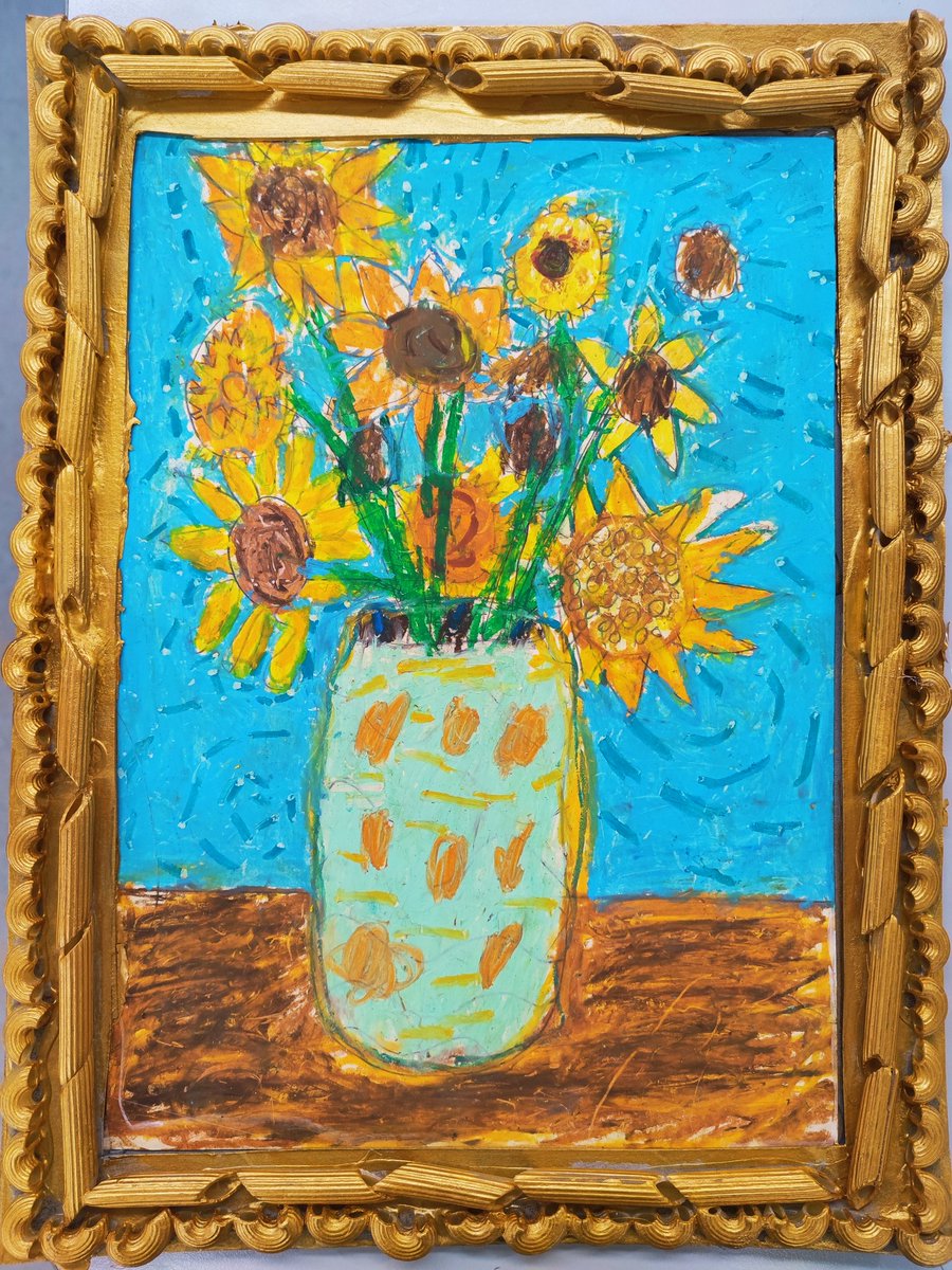 I couldn't be more proud of my Grade 1's and their gorgeous Sunflowers and Impressionist frames! They worked so incredibly hard and enjoyed exploring Van Gogh's trade mark strokes. I cannot wait to hang these all over the school! #elementaryart #cognitaway #stamfordhk #visualarts