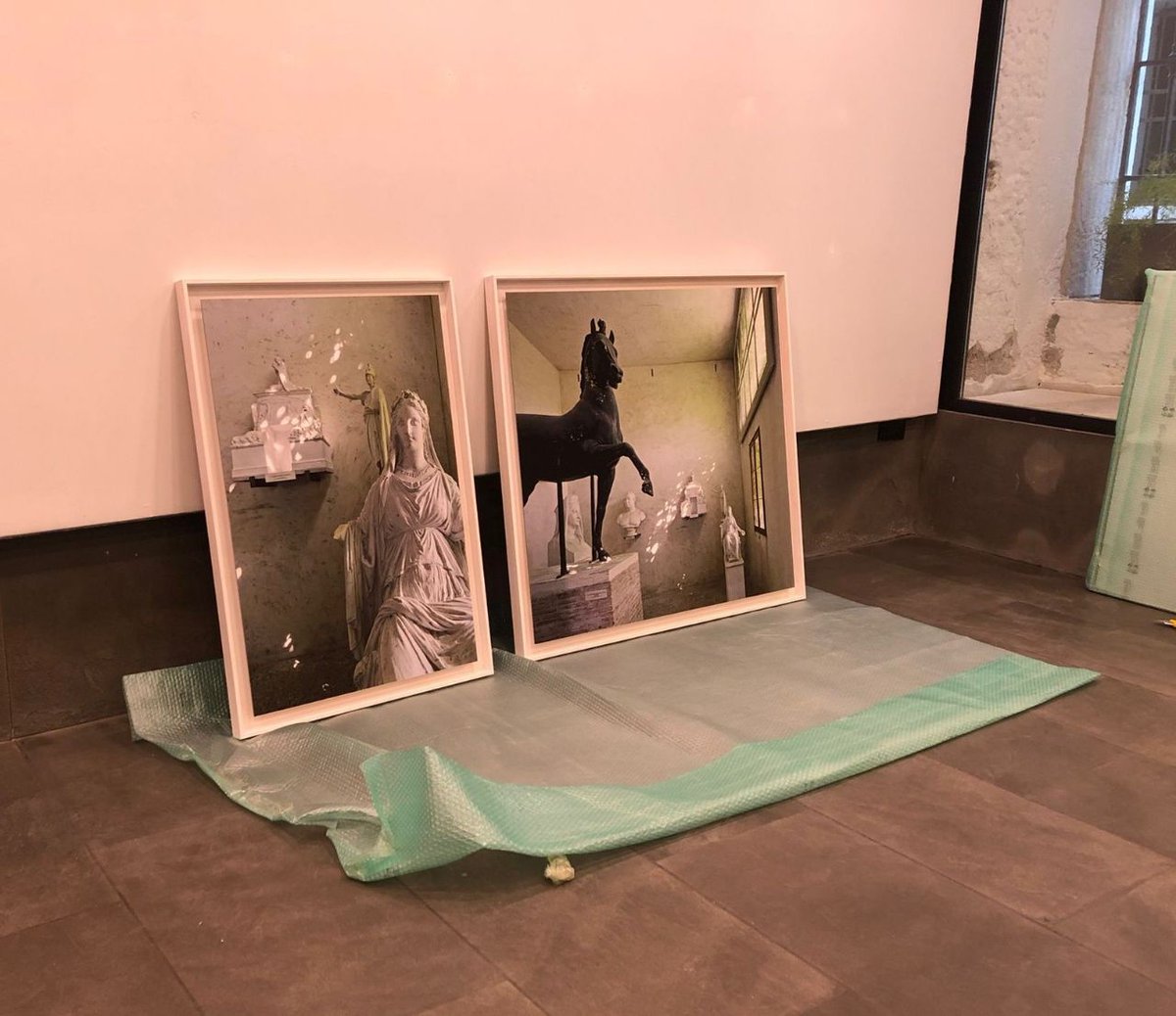QueriniVenezia's tweet photo. #inluce
Fotografie di Alessandra Chemollo nella Gypsotheca di Possagno
dal 4 dicembre
Alcuni scatti rubati dall'allestimento in corso in Querini negli spazi disegnati da Carlo Scarpa.
Piccola anticipazione della mostra che propone una nuova relazione tra opere, spazio e luce. https://t.co/IoOUBp24qu