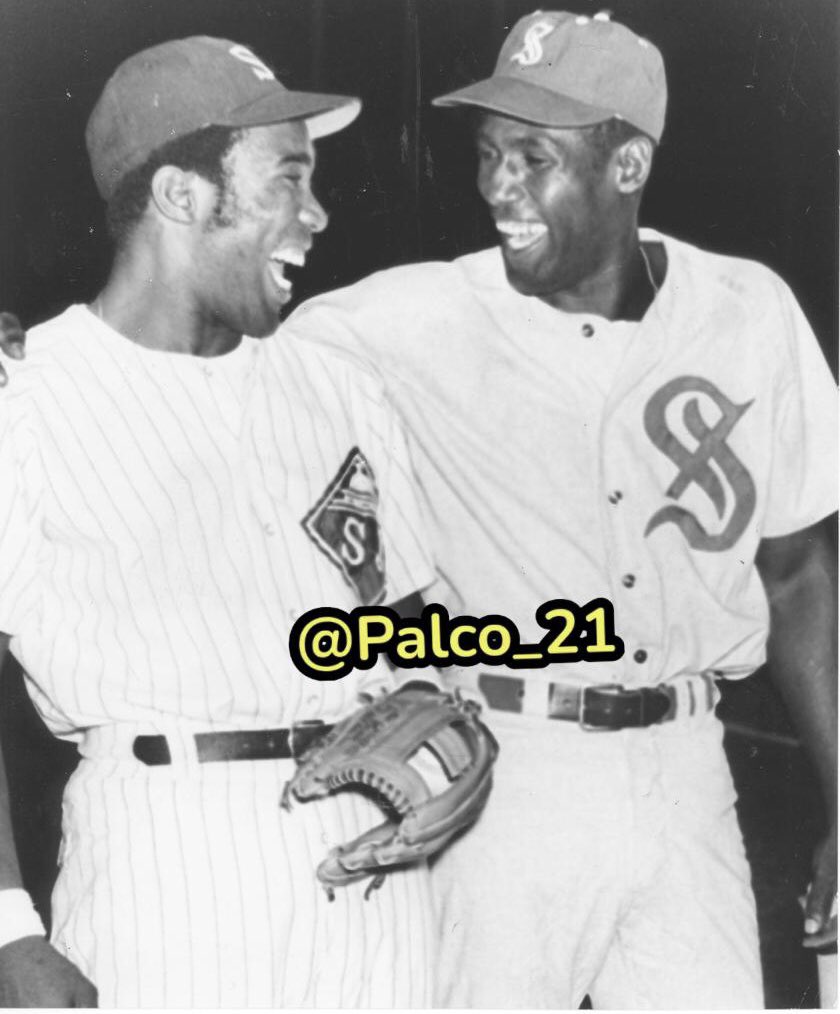 Palco_21's tweet photo. #MannySanguillen y #JulioGotay Temporada 1971 @ Estadio Hiram Bithorn San Juan PR 🇵🇷 #SenadoresyCangrejeros ©️AGPR   ¡Pleibol! 🇵🇷 👇🏽 https://t.co/Bv2teHFFrU