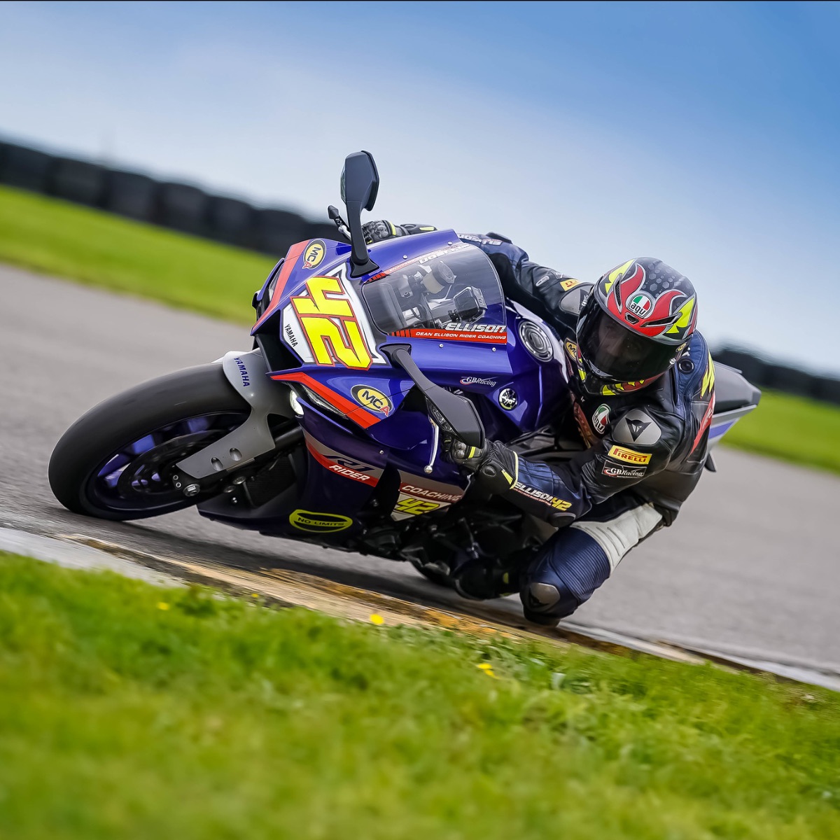 Suits you! 👌 Made-to-measure Dainese at MCA in Leicester this weekend. Deal on Custom Works and standard Dainese in-store only 4th &amp; 5th December LE1 3XL - mailchi.mp/mcaleicester/s…