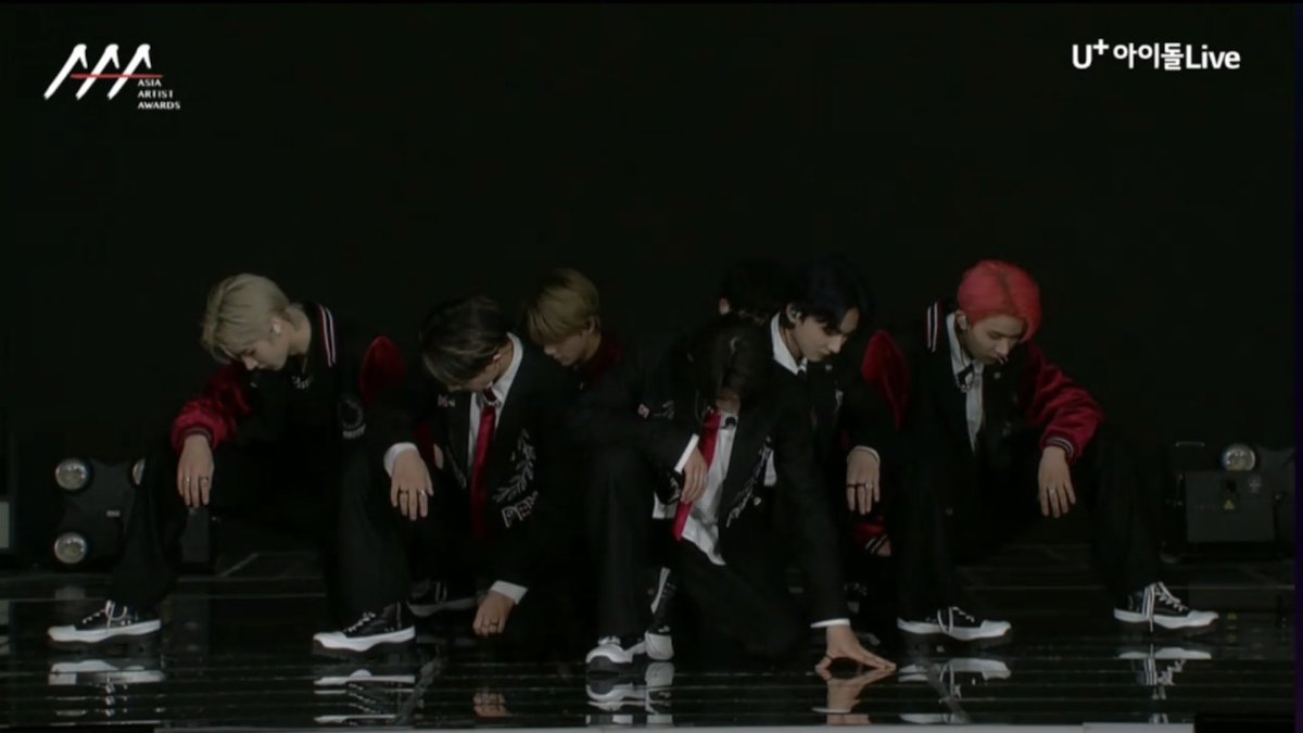 группа enhypen джей. Enhypen world tour fate in seoul. энхайпен имена. Enhypen dimension dilemma album. песня enhypen go big or.