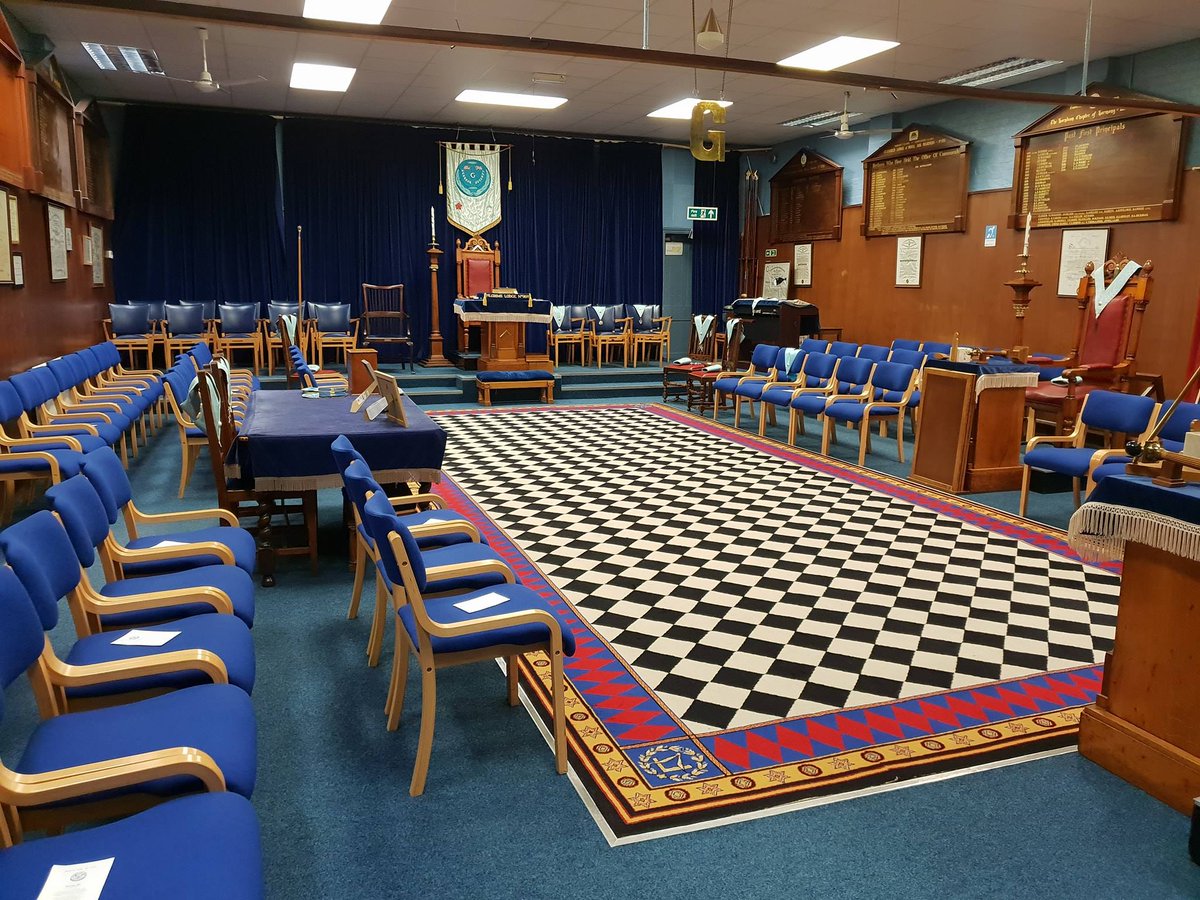 Dorsetprovcomms's tweet photo. @diddlesforever and I visited Pilgrims Lodge No.9198, located deep in @hantsmason, as guests of Jon Boast. The Lodge were honoured to receive the APGM, Barrie Hewitt and the Prov Team. Visiting is a privilege-indeed, it is one of the greatest privileges of masonic membership. https://t.co/X5Z6mSQRrL