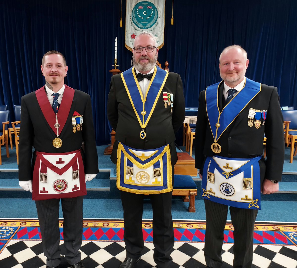 Dorsetprovcomms's tweet photo. @diddlesforever and I visited Pilgrims Lodge No.9198, located deep in @hantsmason, as guests of Jon Boast. The Lodge were honoured to receive the APGM, Barrie Hewitt and the Prov Team. Visiting is a privilege-indeed, it is one of the greatest privileges of masonic membership. https://t.co/X5Z6mSQRrL