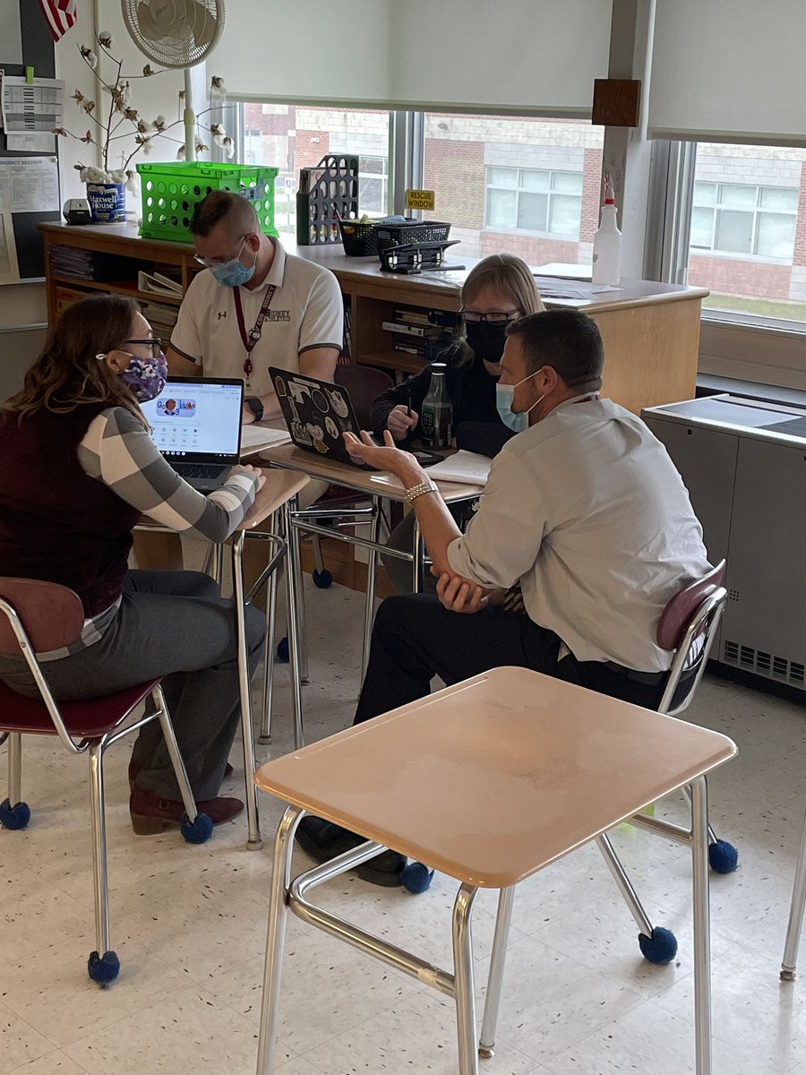 ebullock30's tweet photo. It was great just listening to @SidneyCentral ELA, SS &amp; Special Education grade level teams collaborating on alignment of skills, CFAs and outcomes.  #PLC #warriorPRIDE @KortneeGilmore @SHasselbarth @MaggieMcNamara7 @MissRogan2 @KerrieJohnston2 @stenta_tony https://t.co/Fh0WtOvMZq