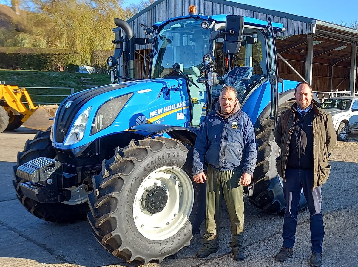 ErnestDoeSons's tweet photo. Ernest Doe Colchester Area Sales Manager Gareth Taylor handing over a new @NHAG_UKandROI T5.110 Electro Command to Darren of P G Rix Farms Ltd. Thank you for the custom which is greatly appreciated! ๐๐
#ErnestDoe #buywithconfidence #newholland #onlybluewilldo #tractoring https://t.co/pOW4AbxLdG