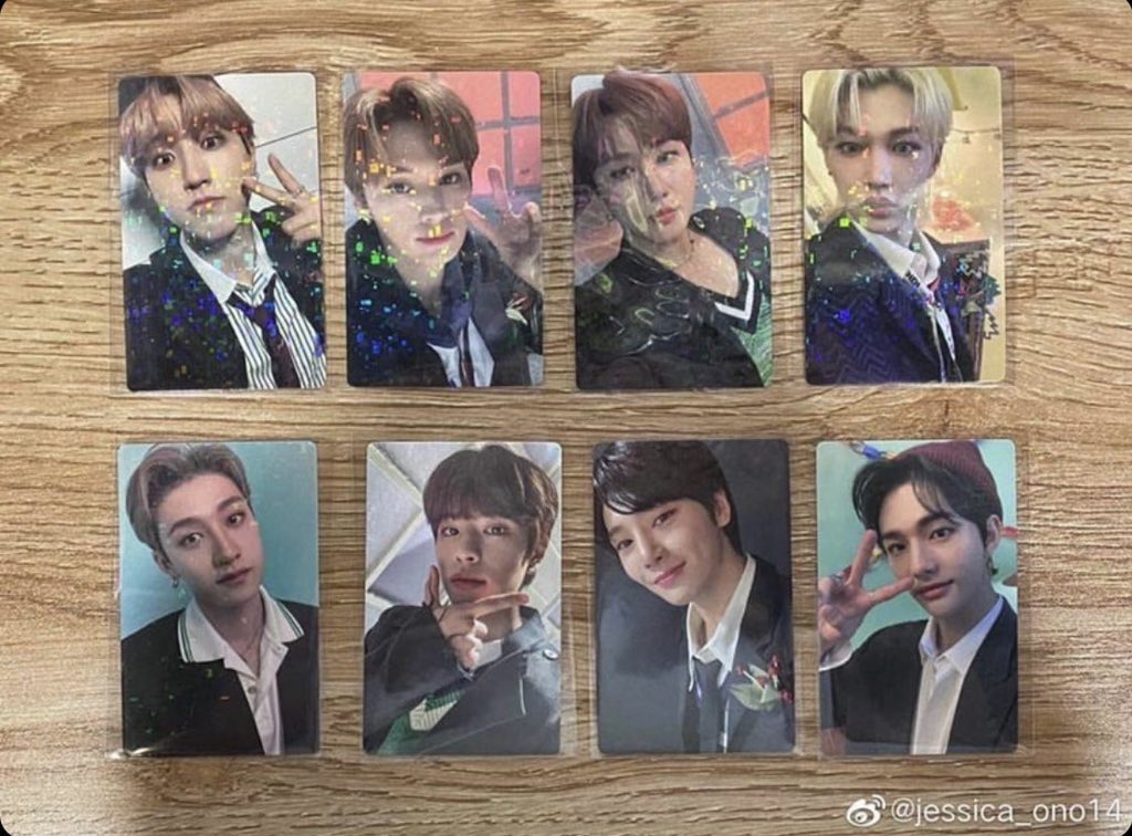 starrycityph's tweet photo. #starryGA✨ 

🎄 starrycity christmas giveaway ☃️

★ 3 winners! 
prizes: [ from christmas evel ]
• soundwave  pob
• album pc
• glitter pc

rules:
⋆ mbf
⋆ retweet our g.o tweet (see reply)
⋆ comment: #StrayKids + tag a mutual

• multiple replies is allowed!

✧ ends: 12/28 https://t.co/2Ag3wCapoY