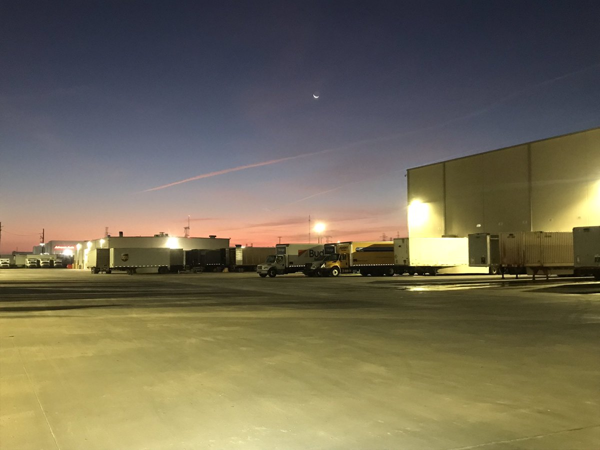 Team Willowbrook wishing all a very good morning, a successful and Safe Thursday!
#WillowbrookStrong
#TogetherWeAreUPS
#UPSProud
<a href="/richardsantos06/">Richard Santos</a> 
<a href="/derekwood2789/">Derek Wood</a> 
<a href="/vanity_lugo/">Vanity Lugo</a> 
<a href="/Crystal84719509/">Crystal Jones</a>