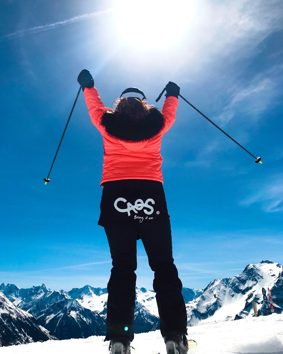 🌌 MIDNIGHT TONIGHT 🌌 Today is the last day to get your hoodie orders in for Christmas Delivery!   
You have until midnight tonight.. 💙 Don’t miss out on the Caos!! ❄️😮‍💨 

#smallbusinessuk #shoplocal #thankyou #christmasdelivery #explorepage