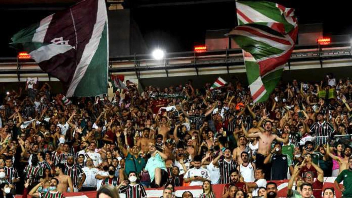 futebol_info's tweet photo. “A torcida mais legal do Rio de Janeiro, hoje, é a do Fluminense. É uma torcida extremamente participativa. Torce para c…, o tempo todo.”

🎙 Mauro Cezar.
📸 Mailson Santana https://t.co/tmxscyU3AI