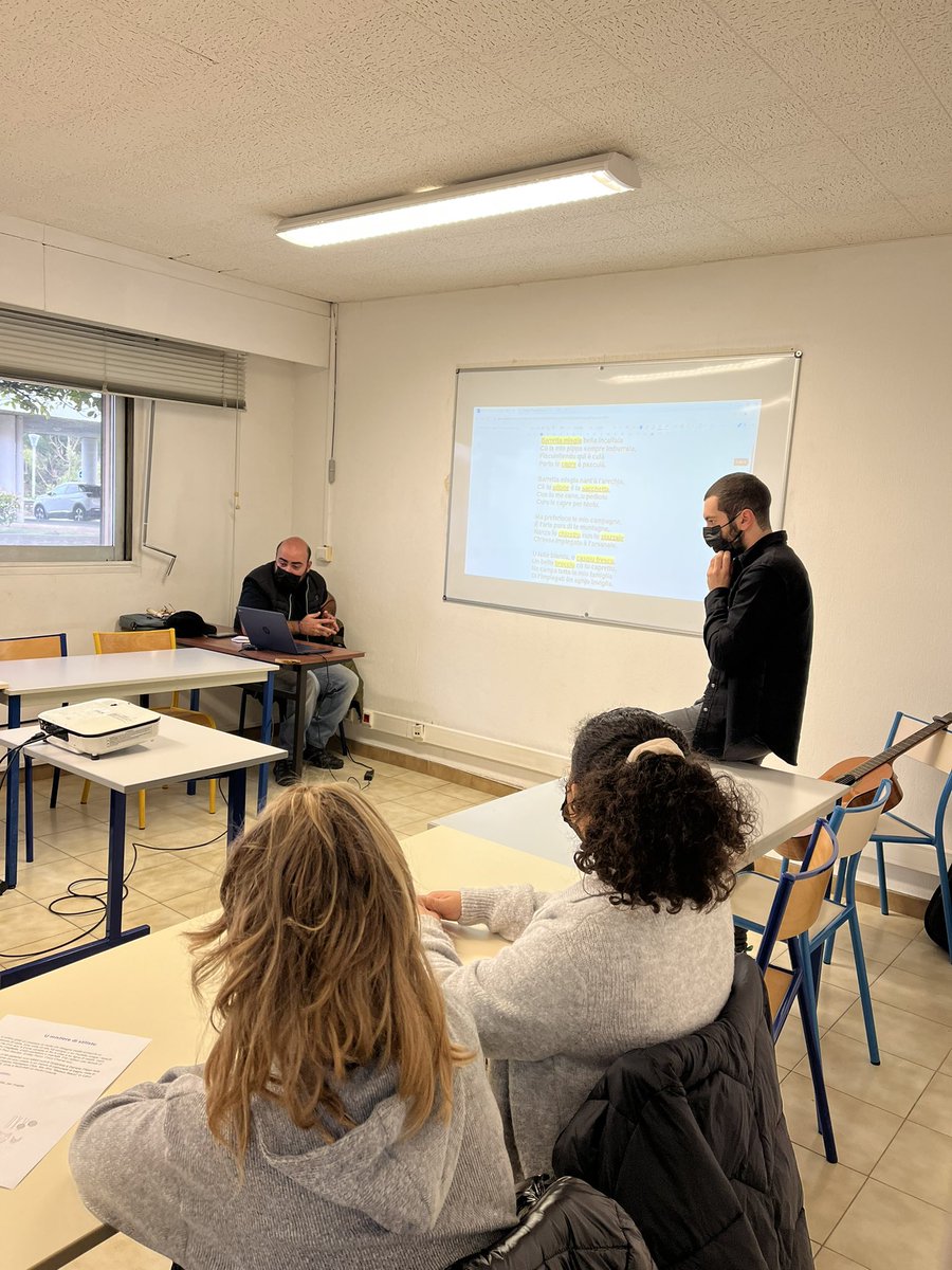 InspeCorsica's tweet photo. 💪🏼🥳 Oghje si festighjeghja a lingua corsa à l’INSPE https://t.co/9OHUgkUvyv