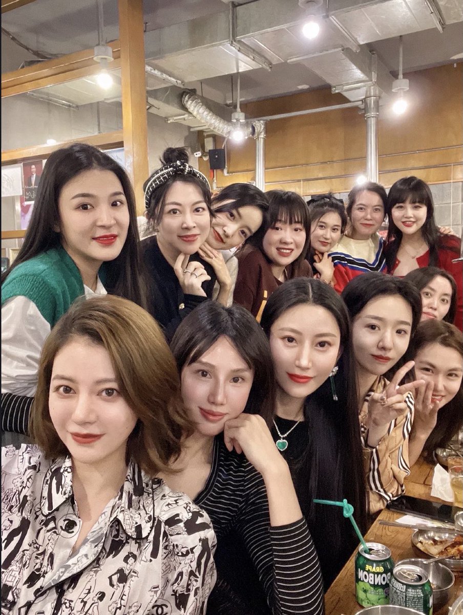sunflower4152's tweet photo. This winter, let's get together again.🥰🥰 https://t.co/97YruDyWGQ