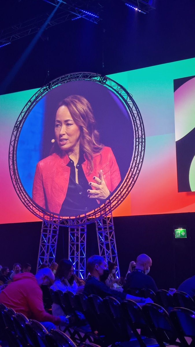 CEO <a href="/MHedengren/">Maria Hedengren</a> of @Readly on running something you did not found, says sometimes founder-led companies can become hierarchical w/ bottlenecks. She advises to create &amp; allow a scalable culture where people can lead w/o going through the manager all the time. <a href="/SlushHQ/">Slush</a> #slush2021.