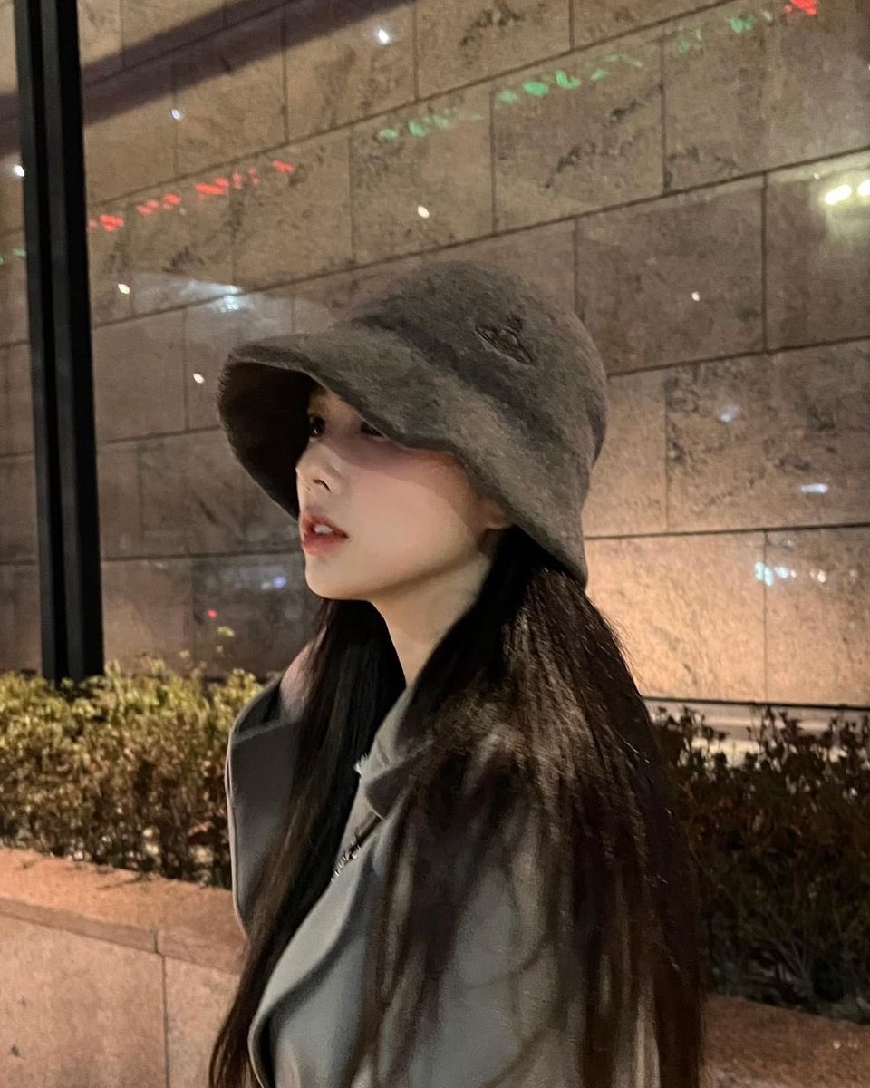 hyewonIoops's tweet image. instagram update 💗