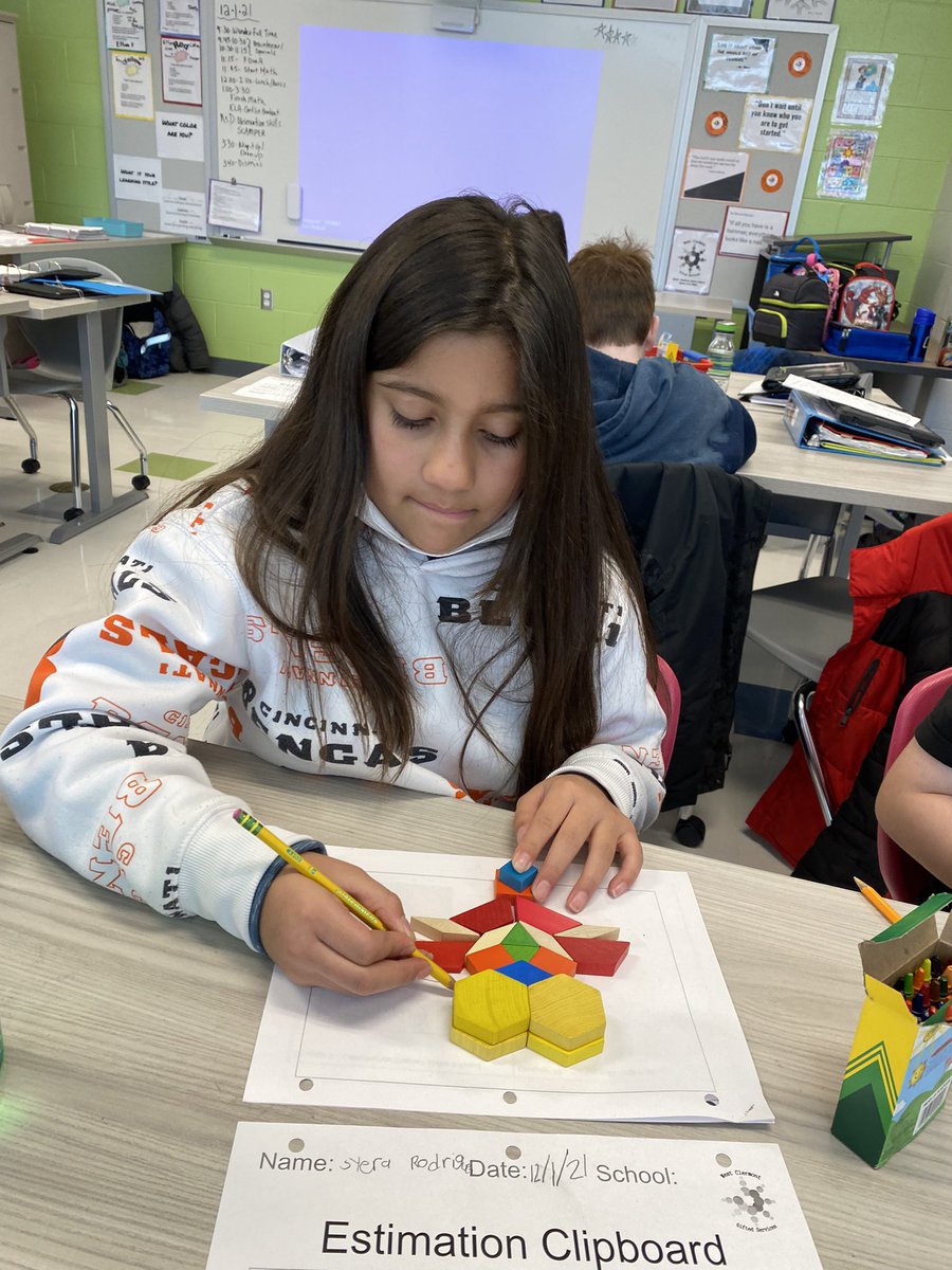 kunkelteaches's tweet photo. Pulling out learning of the elements of design, geometry and creativity together today! Ss did an amazing job of combining convergent &amp; divergent thinking! @WestClerGifted #wcgifted @WillowvilleAp https://t.co/XpH1BslG2E