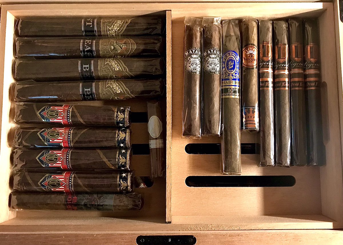 AnnapolisAsh's tweet photo. Starting to get the new humidor put together. #cigarsdailynation #cigarobsession #cigarsofinstagram #cigarsociety #annapolisashtalk #botl #sotl #cigarhumidor #cigarhumidors #humidors https://t.co/t7OUsH66u5