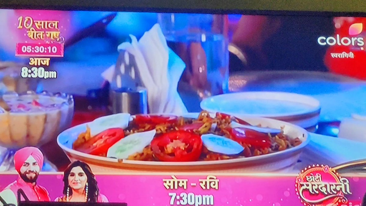 Rimuu23's tweet photo. 🤤🤤😍😍

#swasan #hellyshah #varunkapoor #swaragini #vahe https://t.co/IkUHA3ywTU
