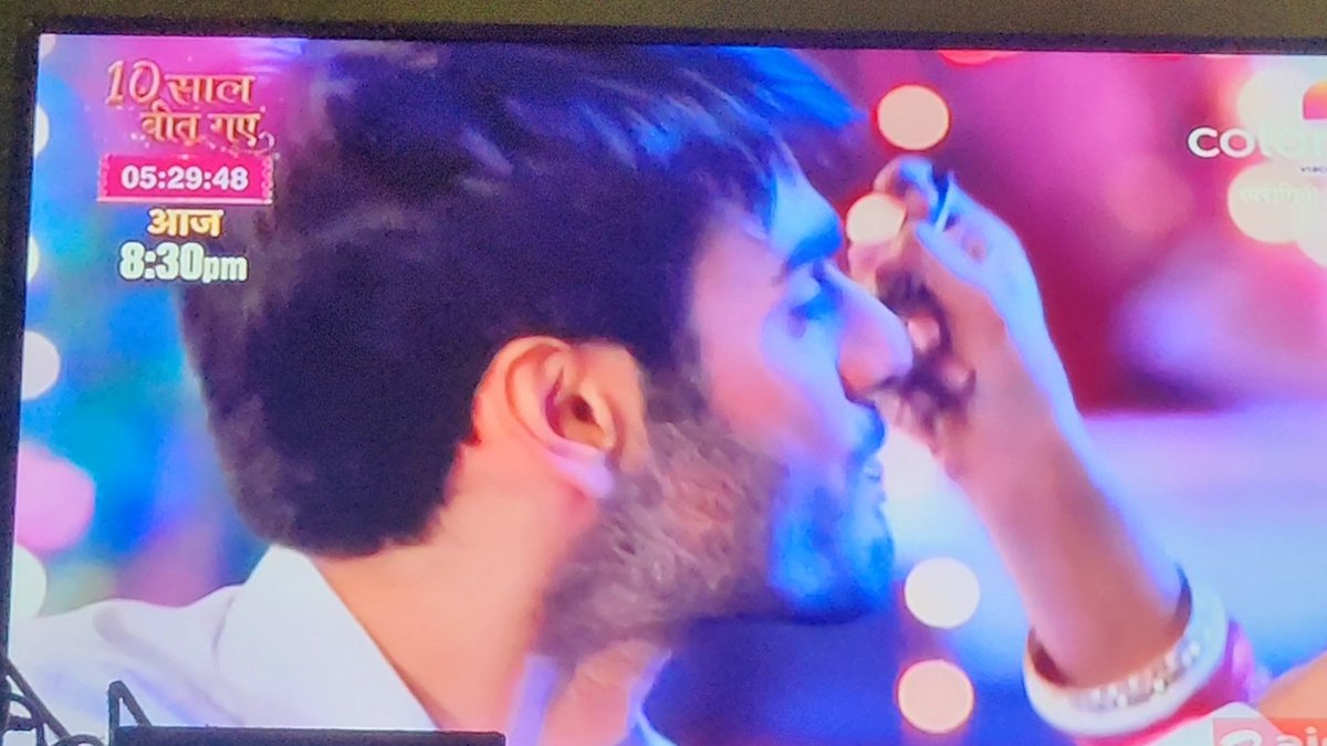 Rimuu23's tweet photo. 🤤🤤😍😍

#swasan #hellyshah #varunkapoor #swaragini #vahe https://t.co/IkUHA3ywTU