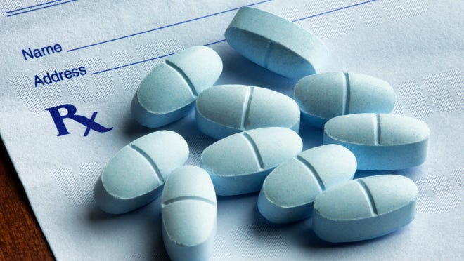 A new nationwide survey shows lot of primary care docs 'fear' #opioid #Rx use among patients during COVID-19. What does that say? Experts agree: They *still* don't have enough education about addiction. Check out this story: bit.ly/31flyT9 via <a href="/Enquirer/">Enquirer</a>