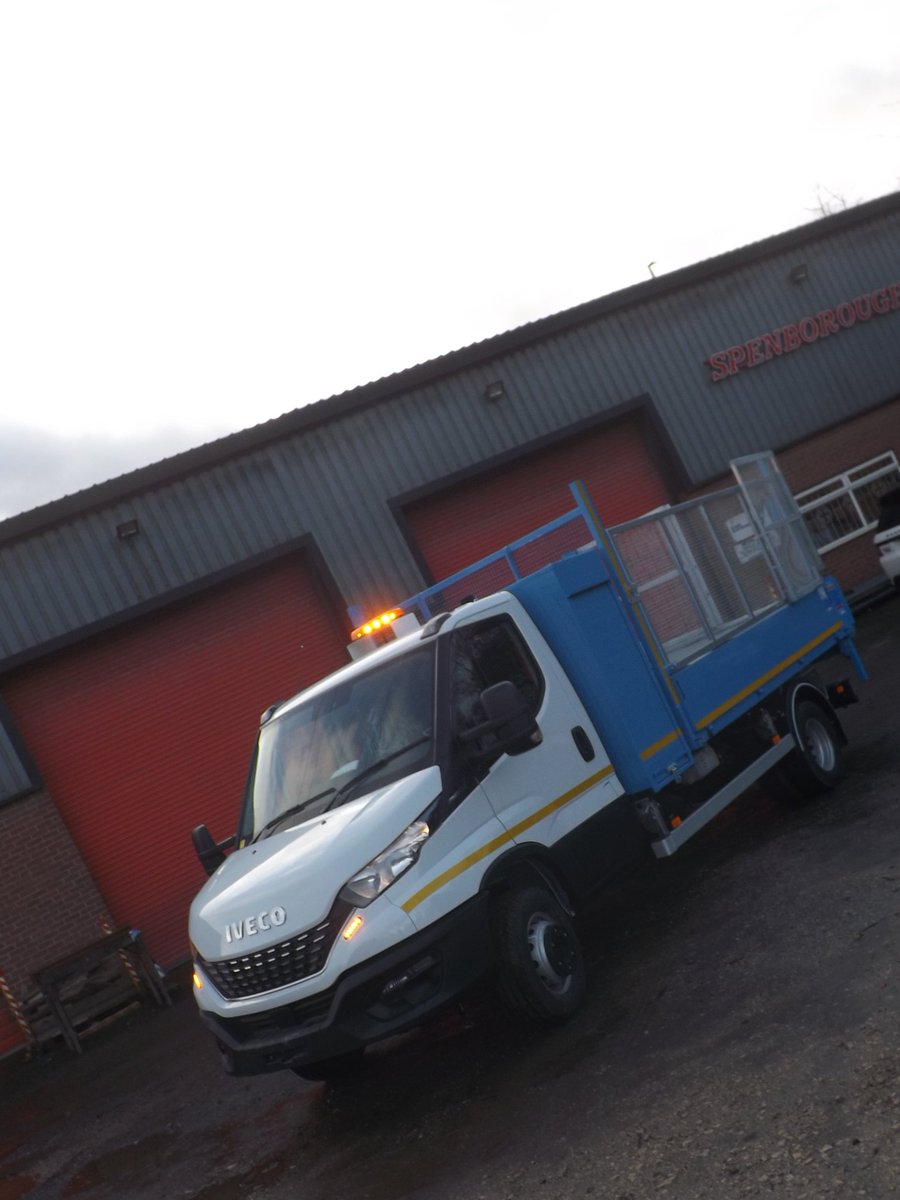 TipperBodies's tweet photo. Just finished and ready to be collected this batch of Iveco Daily Cage Tippers.

Purpose built for municipal street cleansing work. https://t.co/VFVDjtUcdF