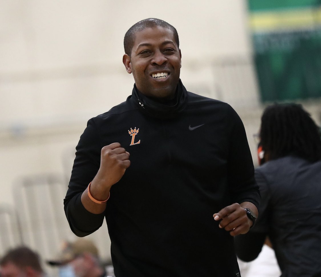 CoachDParker tweet picture