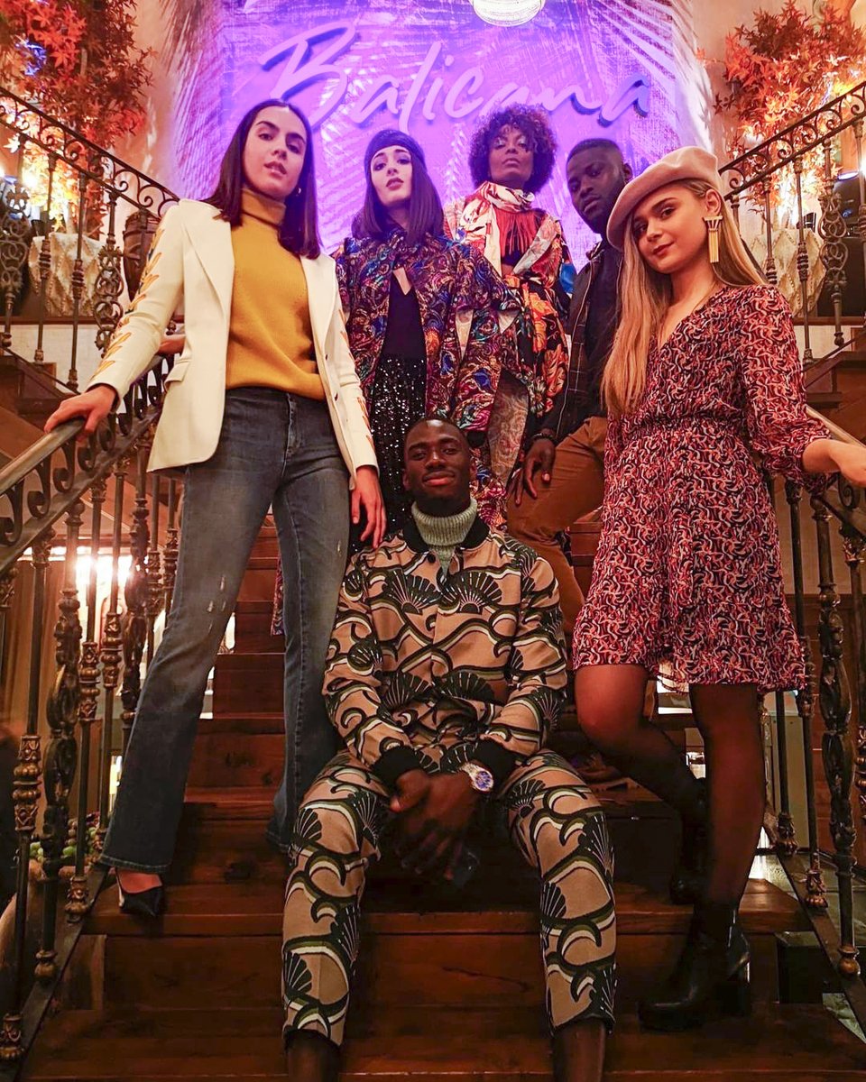 bilbao_Dendak's tweet photo. @Bilbao_Centro organiza este sábado la XII edición de la pasarela de moda, una gran referencia de la moda y apoyo al sector 👗👒👜
Una treintena de propuestas desfilarán en @Euskalduna_eus 
🖥 Se retransmitirá por el canal de youtube de BilbaoCentro a las 20.00h. #EligeBilbao https://t.co/aTbJh7Kqj4