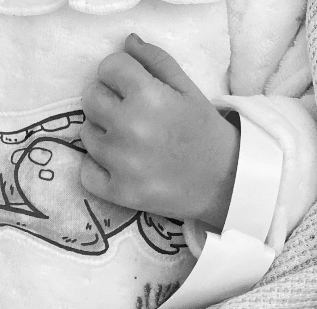 trendyknitter's tweet photo. @PeterCampbe11 I’m so sorry for your loss. My beautiful baby girl, Florence was born sleeping at 37 weeks on 30th September. I know exactly what you are going through. It’s the worst pain to go through. Sending lots of love to you and our partner.xx https://t.co/fIzNF3G163