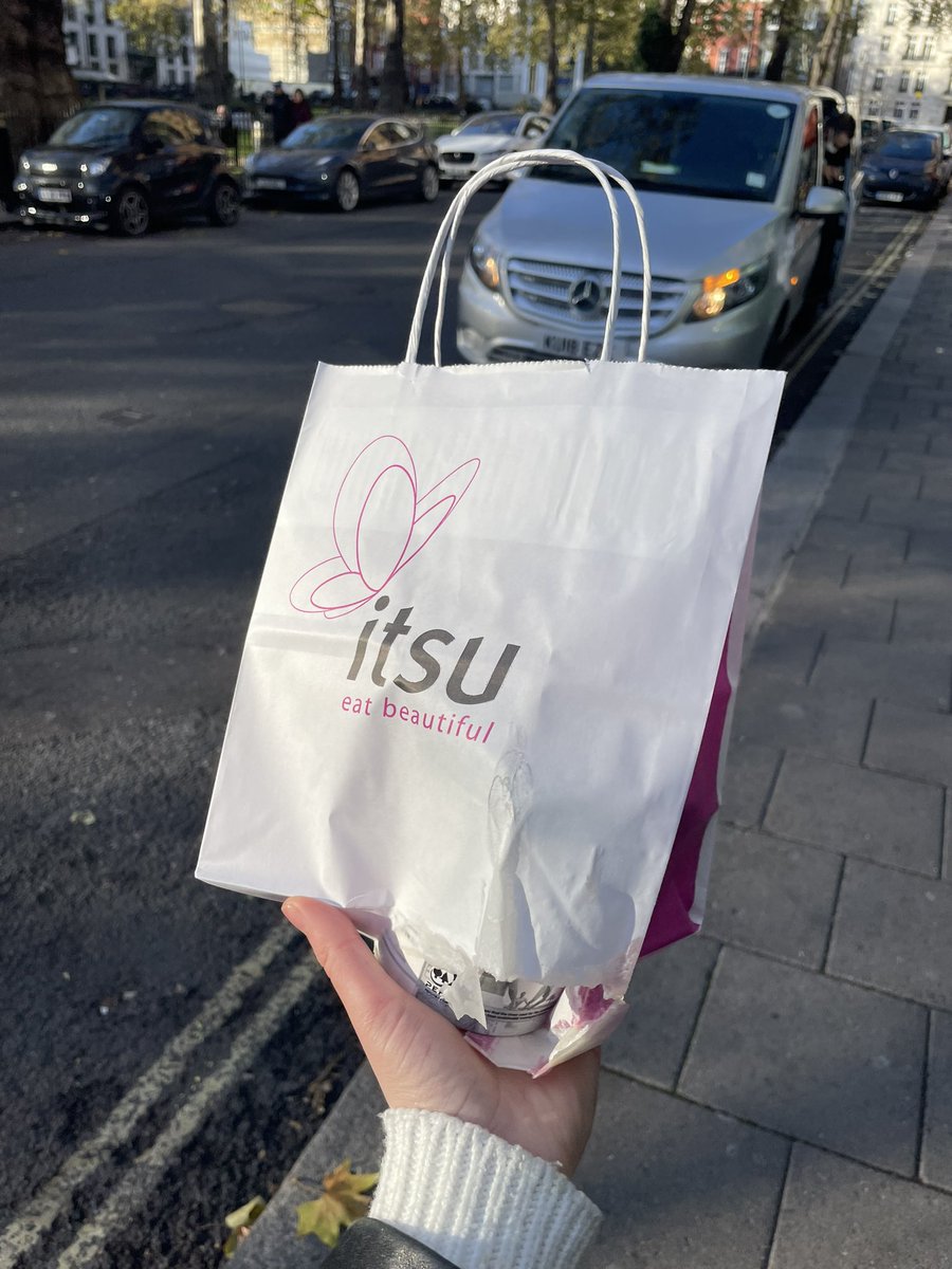 ellamae431's tweet photo. @ItsuOfficial this almost happened TWICE to me in one day, double bag ur amazing noodle soup plz😿😿 https://t.co/PLBvxNLU0f