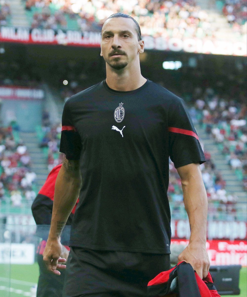 ActuFoot_'s tweet photo. Zlatan : « Si j'étais au PSG, tout le monde serait toujours sur le grill. Parce que si je te paie et que tu ne me rends pas le maximum, tu ne peux pas rester. Ça, c'est la discipline. »

(@lequipe) https://t.co/gZul8Wn4D0