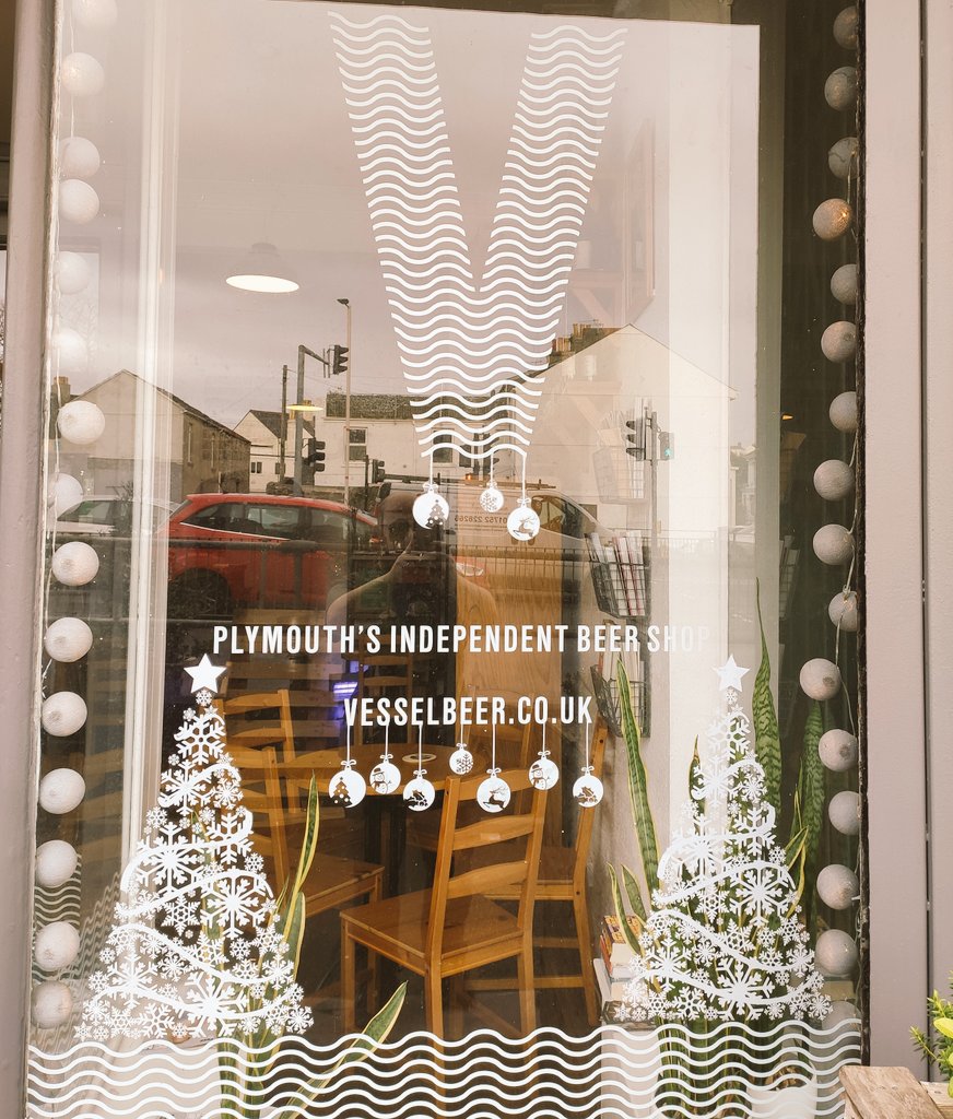 VesselPlymouth's tweet photo. Open 1pm to 9pm today. Katie has been busy making the windows festive whilst we've been closed. 
Here's our current tap list. https://t.co/zIFe3iQy8R