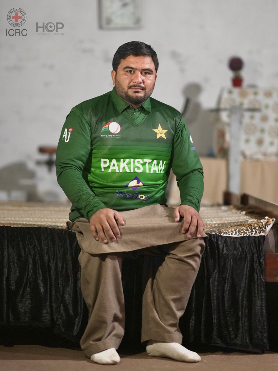 Humansof_Pak's tweet photo. People around me bothered me the most. They never let me forget my disability. I was laughed at and called names. I would get upset and fight, but people wouldn't stop making fun of me.

 #IDPD2021 #SpiritOfInclusion
@ICRCPak_HoD @ICRC_AsiaPac https://t.co/Q0VlW9Y2NY