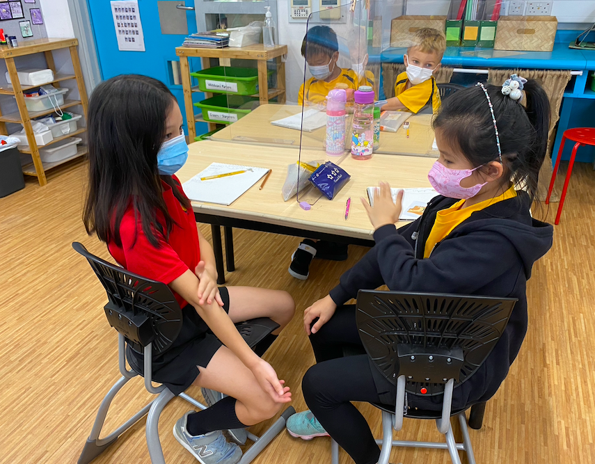 SchippersMr's tweet photo. Investigating the base <form>, we try and feel the phonemes. How can we Tap-spell a new word, adding affixes from our word family brainstorm? #SWI #rchkyear3 https://t.co/q4Z9V02qK1