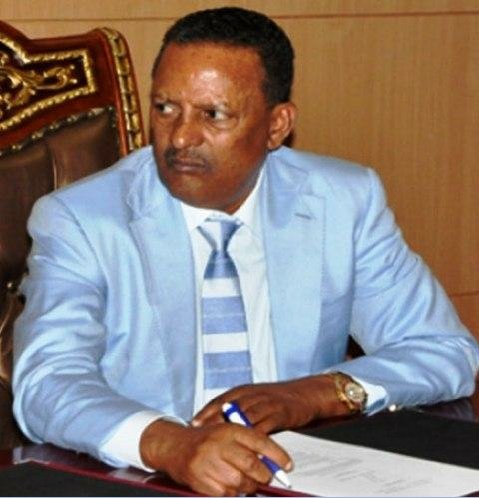 Awito8's tweet photo. #EthiopiaPrevails
#EritreaPrevails
ኤድና ሞል በሚገኘው የአቶ ተክለብርሃን አምባዬ ቢሮ ውስጥ የቀዳማዊ ኃይለ ሥላሴ ስም የተጻፈባቸው፣ ከብር የተሠሩና ከቤተ መንግሥት የጠፉ ቅርሶች፣
የመገናኛ ሬዲዮዎችና የጦር መሣሪያዎች ፖሊስ ባደረገው ብርበራ ተገኙ! https://t.co/biIPSVhTzj