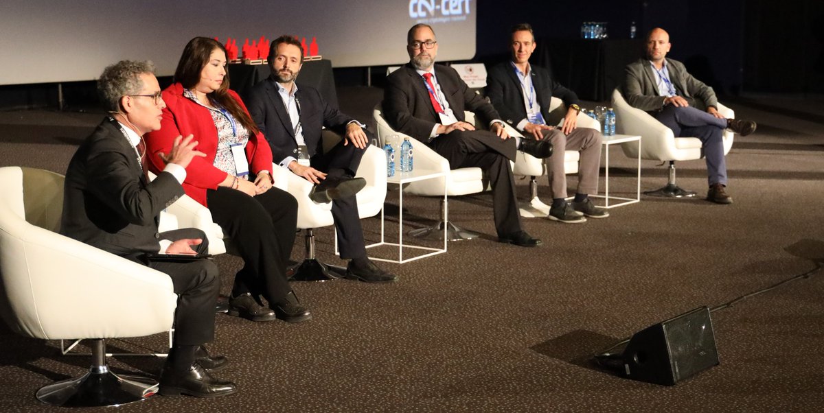 FGoodjob's tweet photo. Ayer celebramos nuestro primer #EncuentroInclude en el marco de las Jornadas STIC, organizadas por @CCNCERT. 
Junto a los colaboradores del Programa #include hablamos de #integración, #empleabilidad, #ciberseguridad y #discapacidad.
Más detalles en👇
https://t.co/LufVYLlvg6 https://t.co/dcSwCCLAv4